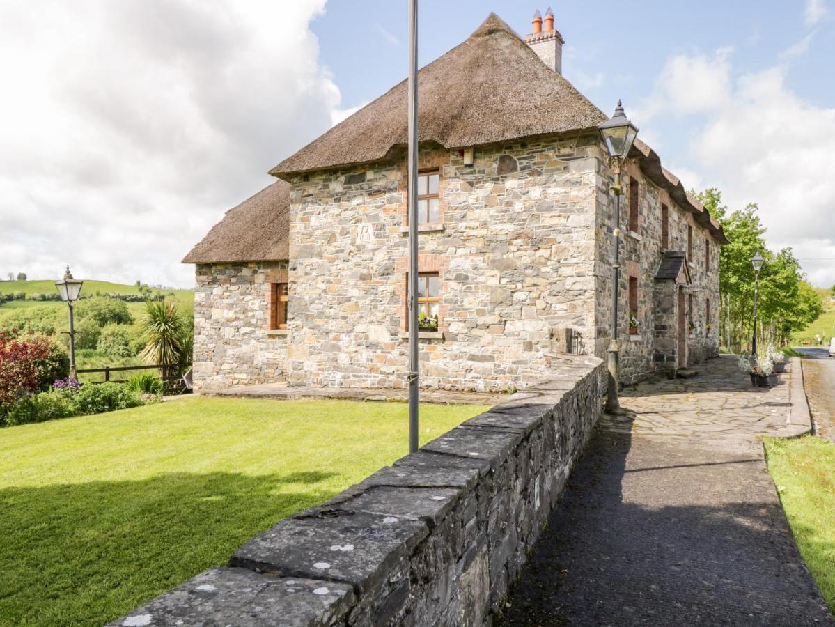 An Maide Ban Villa Cootehill Exterior photo